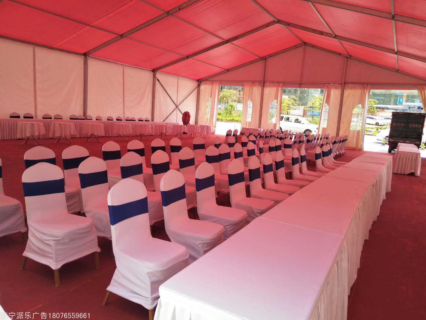 南宁桌椅出租：2020丽景湾桌椅布场