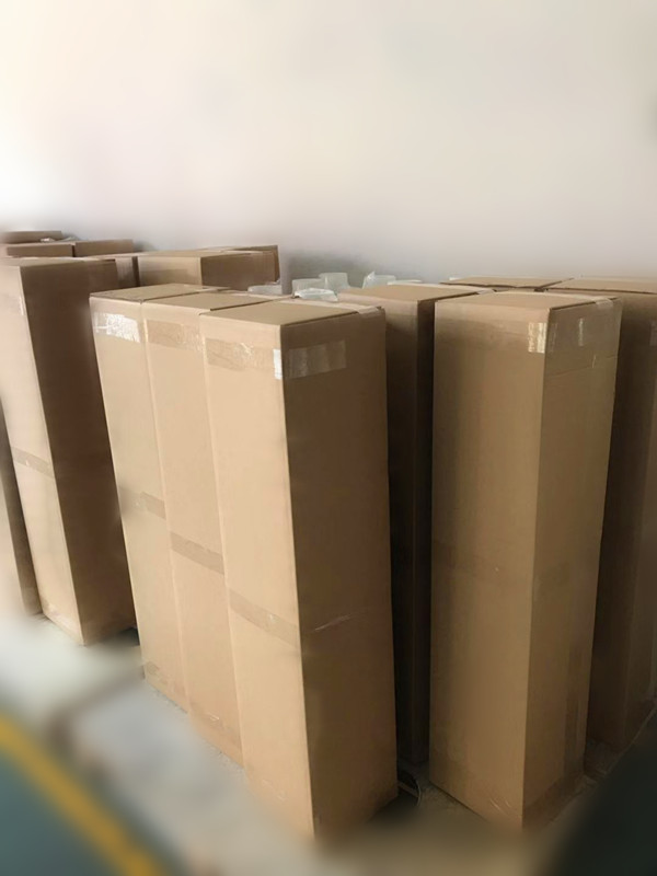 成品出货暂放区