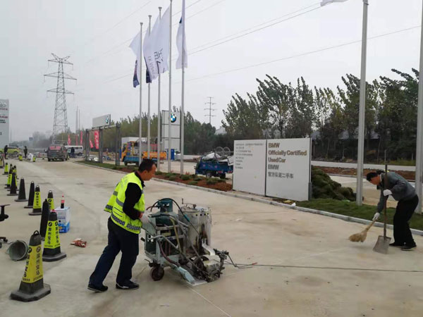 滁州寶馬4S店停車位標(biāo)線施工