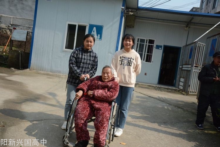 20190427200635_47887.jpg 4.jpg