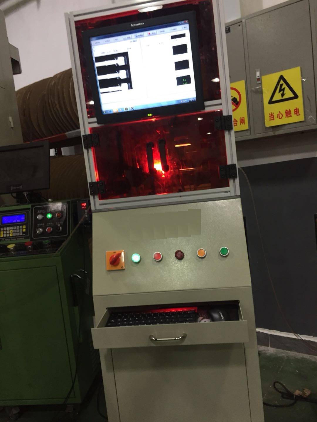 高速lcd端子尺寸测量