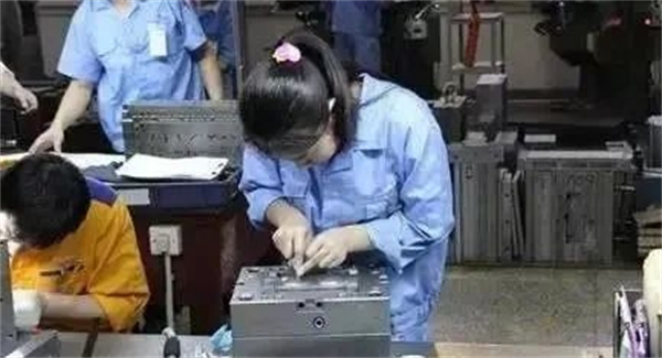 数控行业面临“大洗牌”，数控人何去何从？