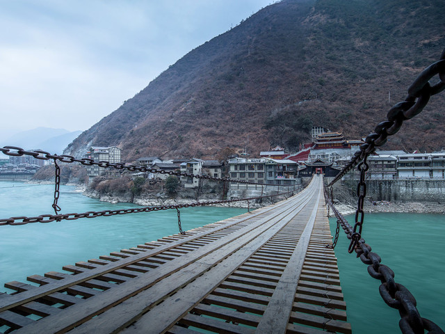 20201030222412_67397.jpg 泸定桥.jpg