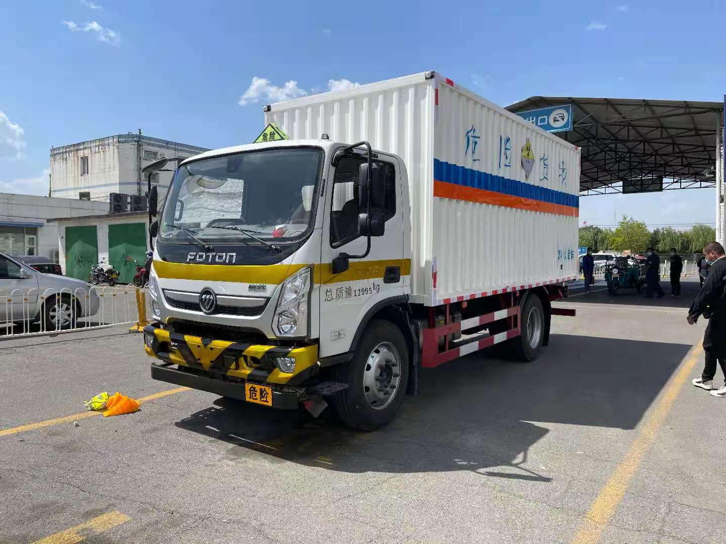 北京批量交付12吨运源车