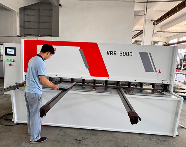 Plate shearing