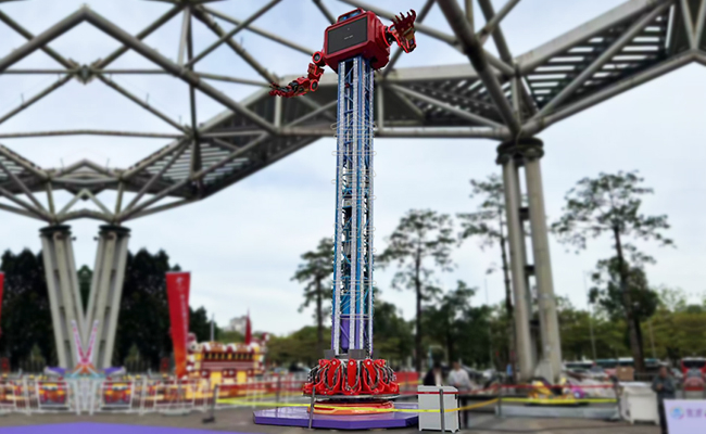 跳楼机.jpg 展会回顾丨2025第17届中山游博会-自由塔.jpg