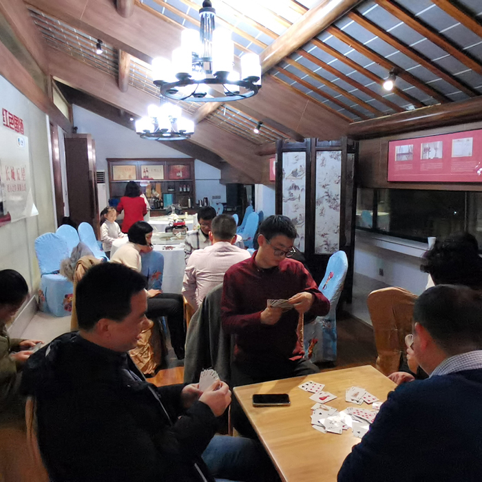 凝聚团队力量，绽放青春风采