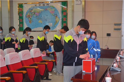 喜迎团代会青春展风采共青团安徽省石台中学第十三次代表大会胜利召开